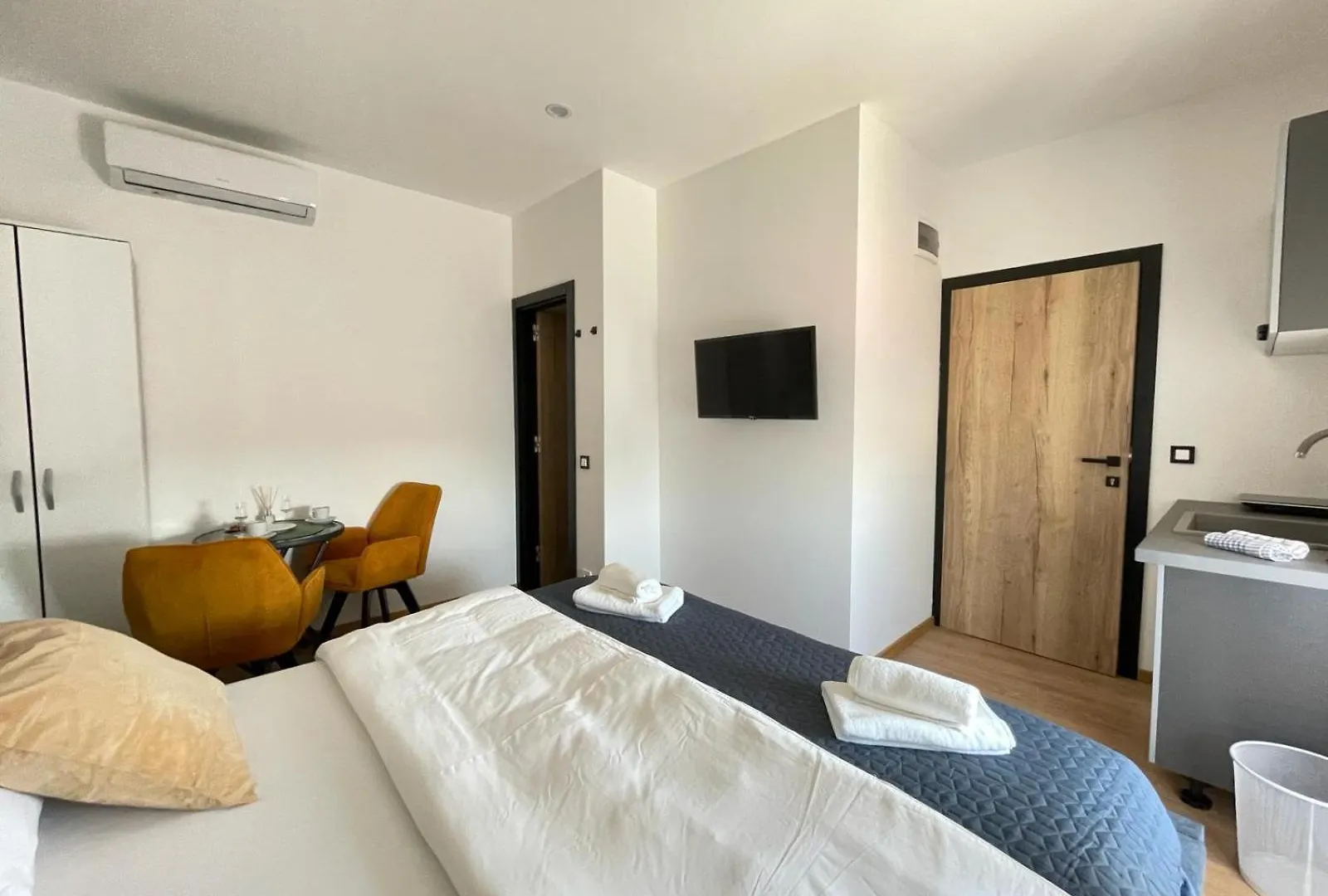 Astraluxe Apartment Fazana 0*,